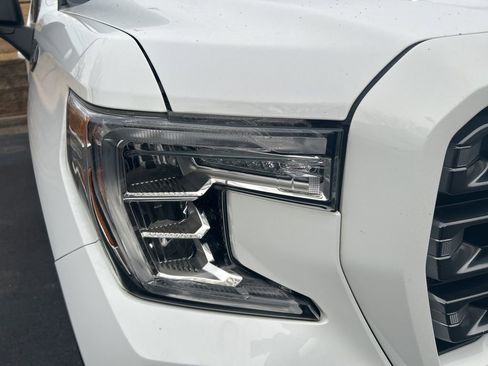 Used 2019 GMC Sierra 1500 AT4 w/ AT4 Premium Package image 5