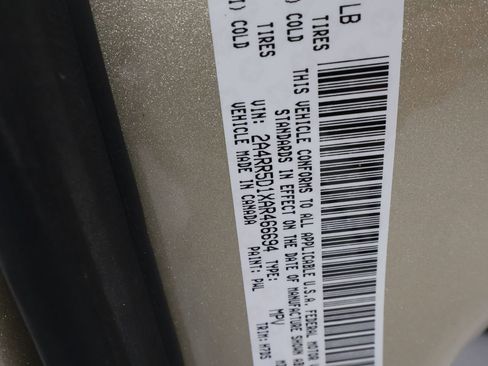 Used 2010 Chrysler Town & Country Touring image 18