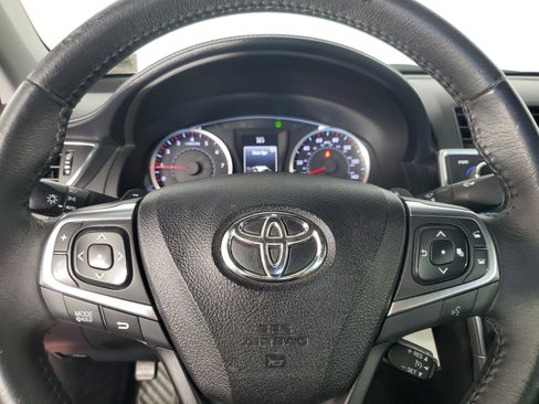 Used 2017 Toyota Camry XSE w/ Moonroof Package FWD image 23
