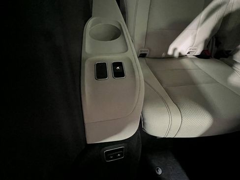 Used 2022 Mercedes-Benz GLS 450 4MATIC image 58