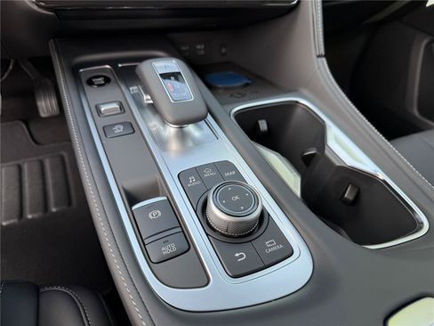 New 2027 INFINITI QX60 Luxe FWD image 16