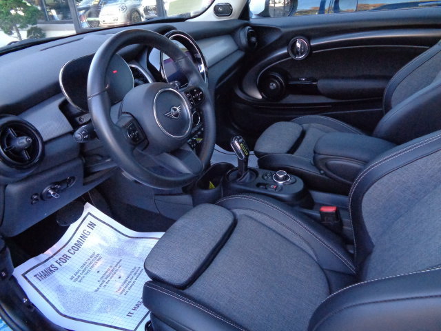 Used 2023 MINI Cooper SE FWD image 11