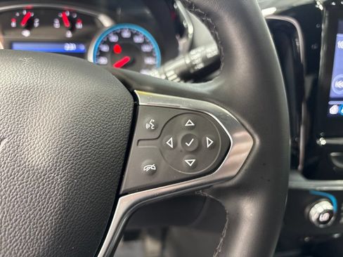 Used 2023 Chevrolet Traverse LT AWD/4WD image 14