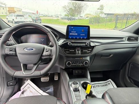 Used 2024 Ford Escape ST-Line image 14