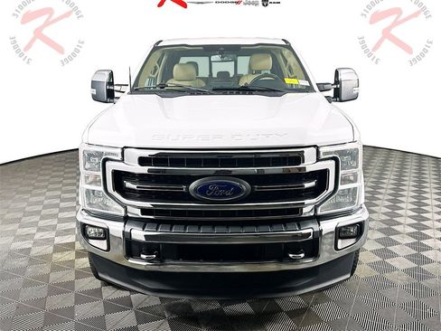 Used 2022 Ford F250 Lariat w/ Chrome Package image 2