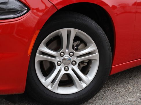 Used 2023 Dodge Charger SXT image 18