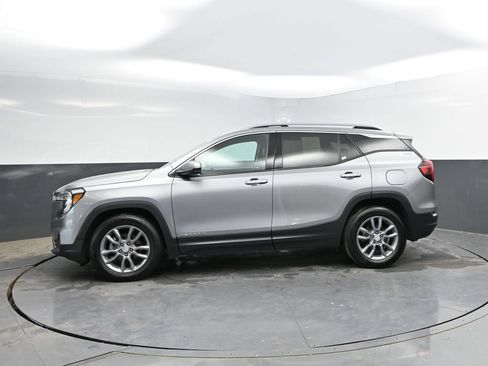 Used 2024 GMC Terrain SLT FWD image 6