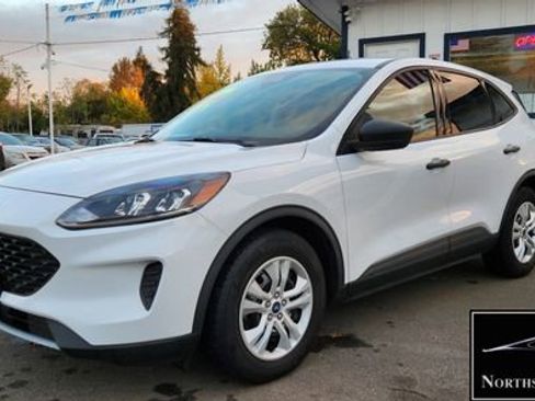 Used 2021 Ford Escape S image 2
