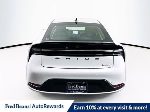 New 2026 Toyota Prius SE image 17