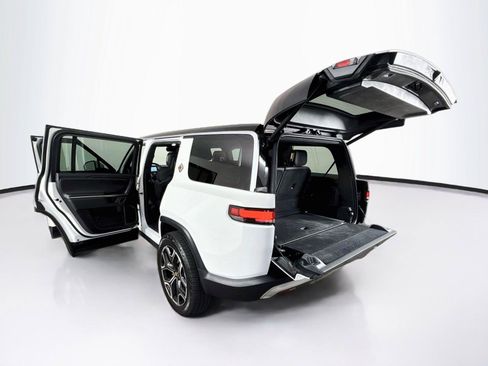 Used 2023 Rivian R1S Adventure Quad AWD/4WD image 39