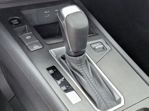 New 2026 Nissan Kicks SV FWD image 18