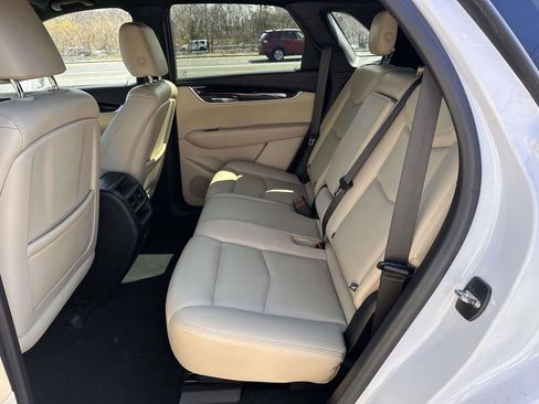 Used 2018 Cadillac XT5 AWD w/ LPO, Wheel Lock Package image 12