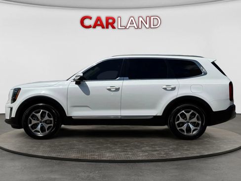Used 2020 Kia Telluride EX FWD image 2