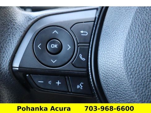 Used 2021 Toyota RAV4 LE image 12