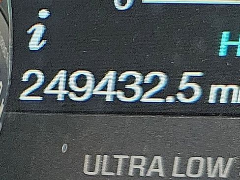 Used 2016 Ford F250 King Ranch w/ King Ranch w/Chrome Package image 12