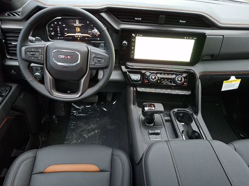New 2026 GMC Sierra 1500 AT4 w/ AT4 Premium Package AWD/4WD image 11