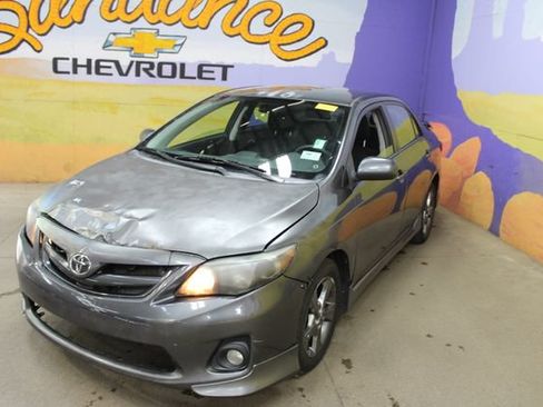 Used 2013 Toyota Corolla S FWD image 3