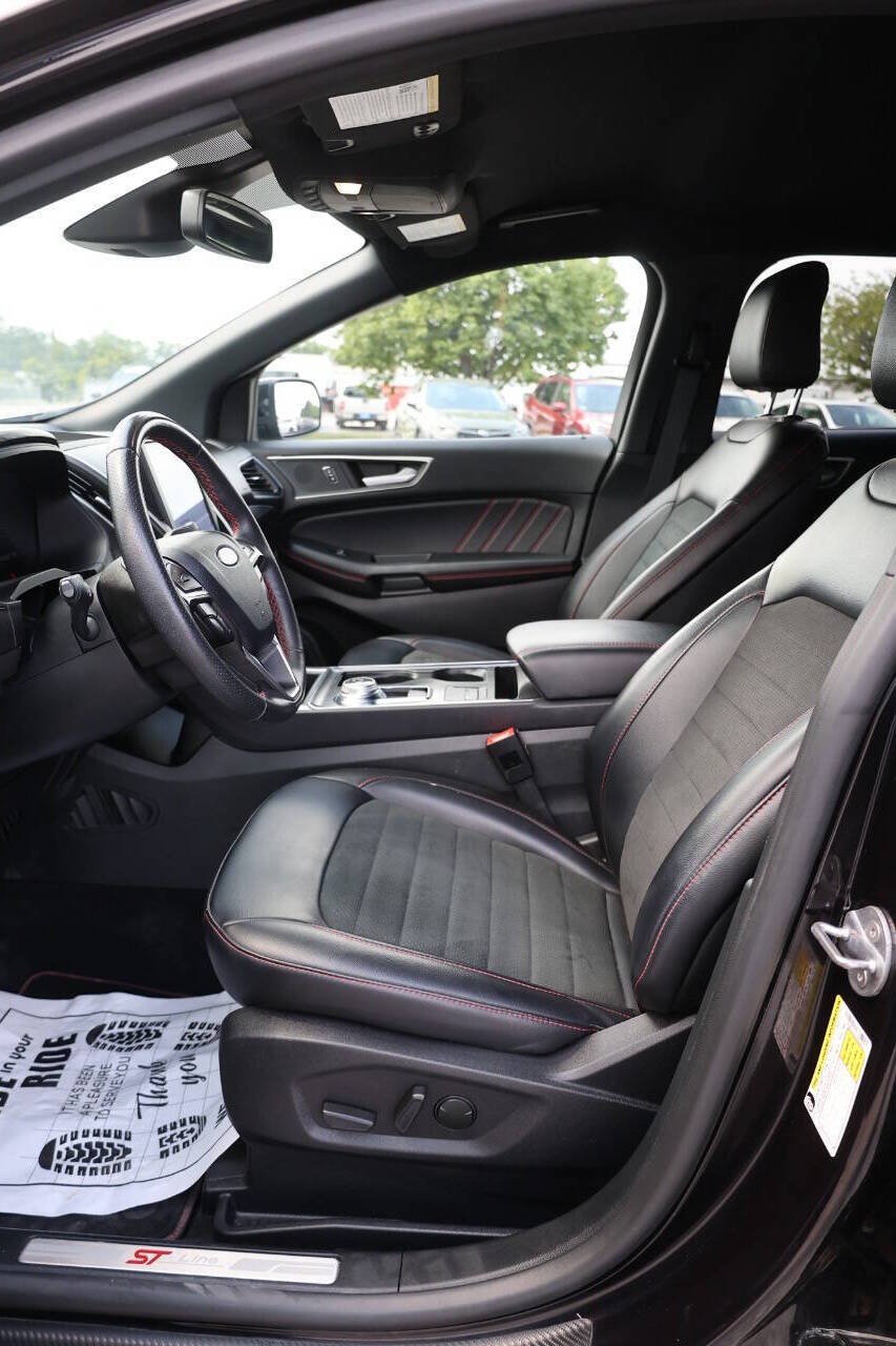 Used 2024 Ford Edge ST-Line AWD/4WD image 13