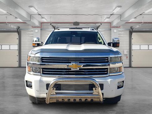 Used 2015 Chevrolet Silverado 3500 High Country w/ Duramax Plus Package image 2