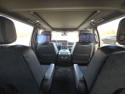 Used 2021 GMC Yukon XL Denali w/ LPO, Illumination Package image 17