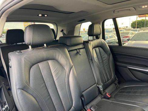 Used 2019 BMW X7 xDrive40i w/ Premium Package AWD/4WD image 15