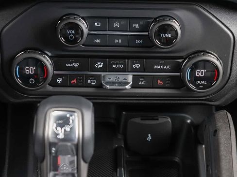 New 2026 Ford Bronco Outer Banks AWD/4WD image 14