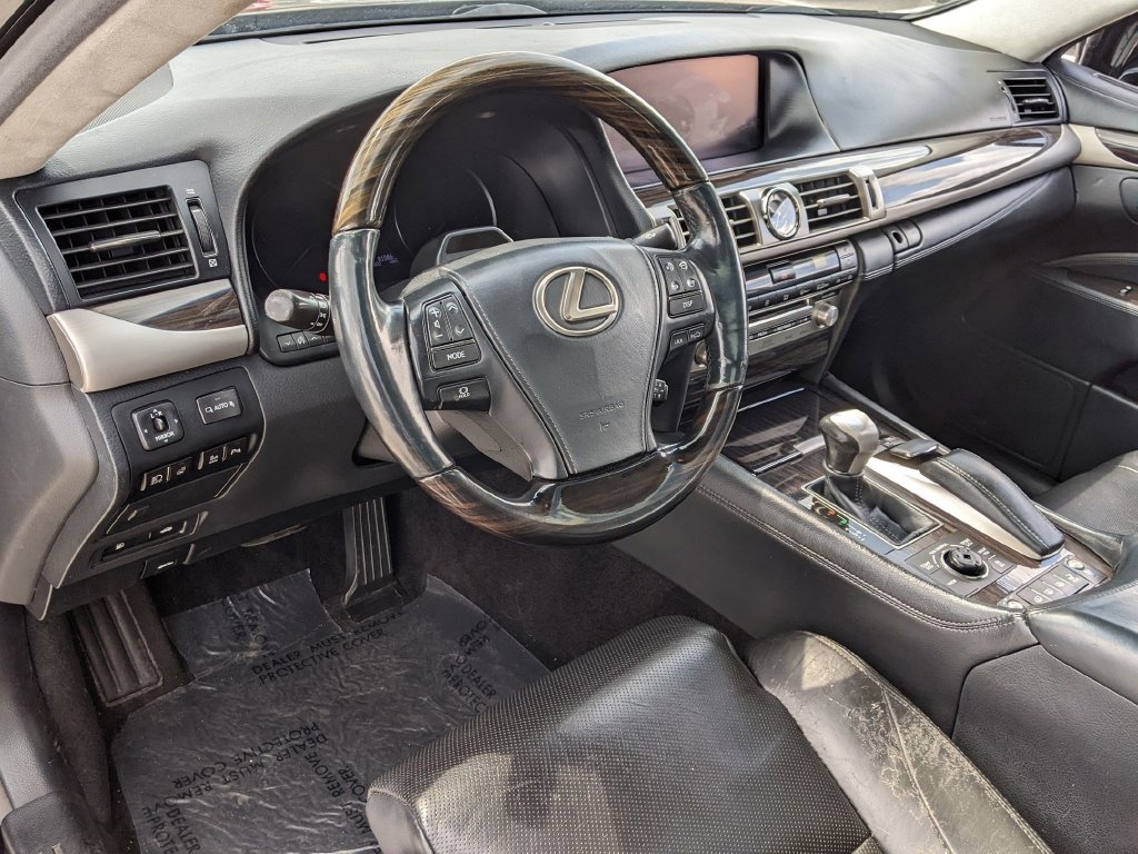 Used 2014 Lexus LS 460 L w/ Ultra Luxury Package AWD/4WD image 7