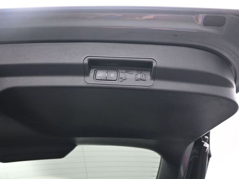 Certified 2022 Ford Explorer XLT w/ Class IV Trailer Tow Package image 25