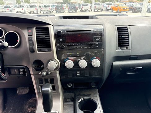 Used 2013 Toyota Tundra Grade image 22