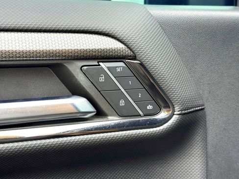 Used 2024 Chevrolet Silverado 2500 ZR2 image 18