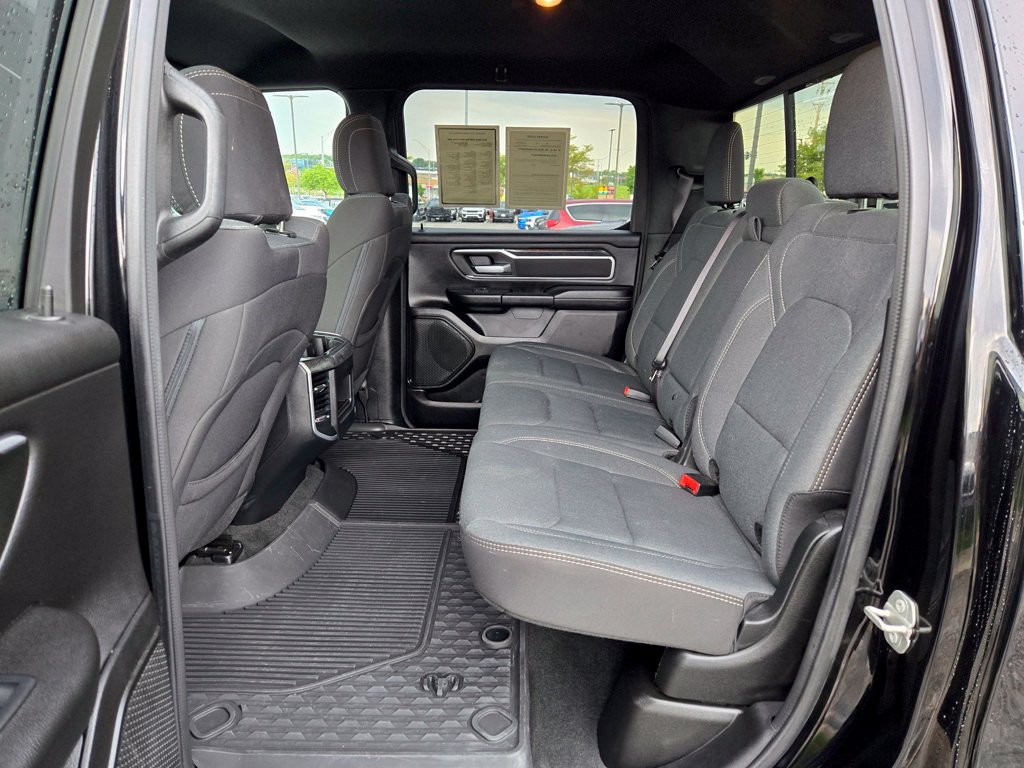 Used 2023 RAM 1500 Big Horn AWD/4WD image 30