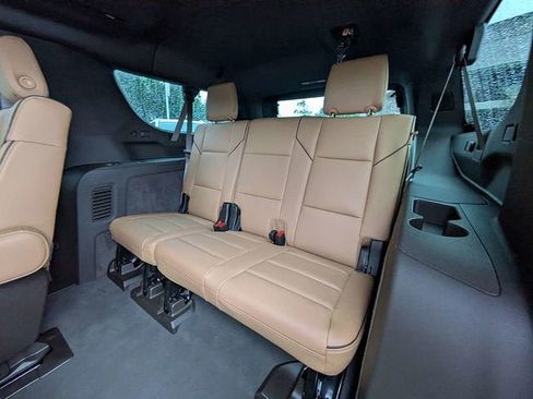 New 2026 Cadillac Escalade ESV Luxury w/ Touring Package AWD/4WD image 15