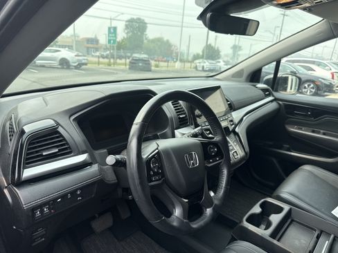 Used 2021 Honda Odyssey Touring image 8
