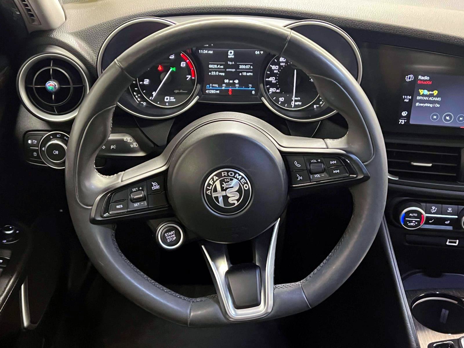 Used 2020 Alfa Romeo Giulia Ti AWD/4WD image 14