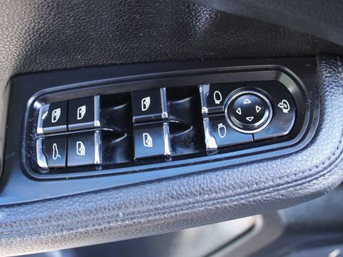 Used 2015 Porsche Macan S AWD/4WD image 25