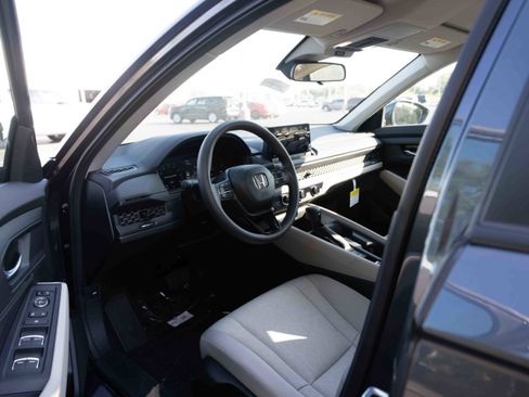New 2025 Honda Accord LX image 8