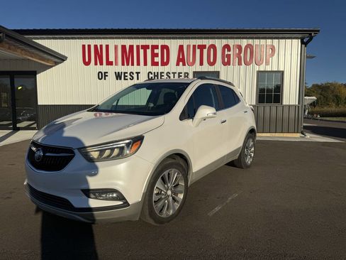 Used 2017 Buick Encore Essence image 1