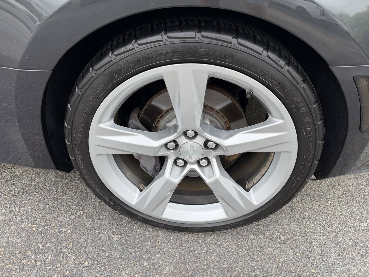 Used 2018 Chevrolet Camaro SS RWD image 10