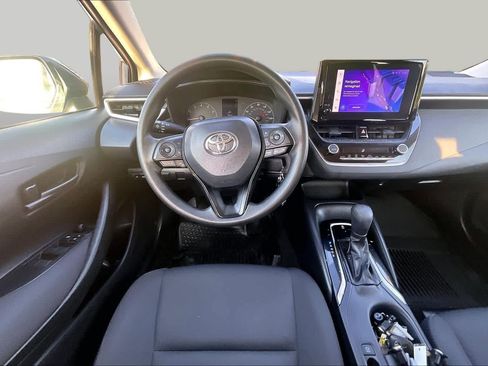 Used 2023 Toyota Corolla LE FWD image 6