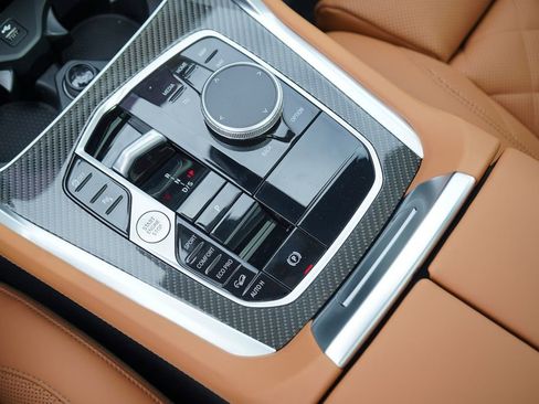 New 2026 BMW X6 M60i w/ Parking Assistance Package image 18