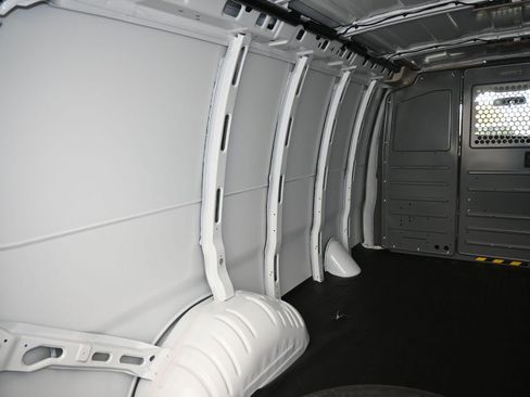 New 2025 Chevrolet Express 2500 Work Van w/ Driver Convenience Package image 34