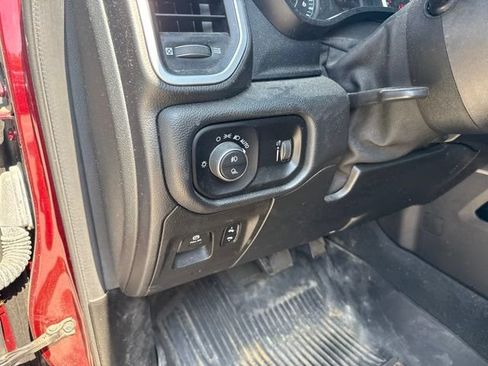Used 2021 RAM 1500 Big Horn AWD/4WD image 38