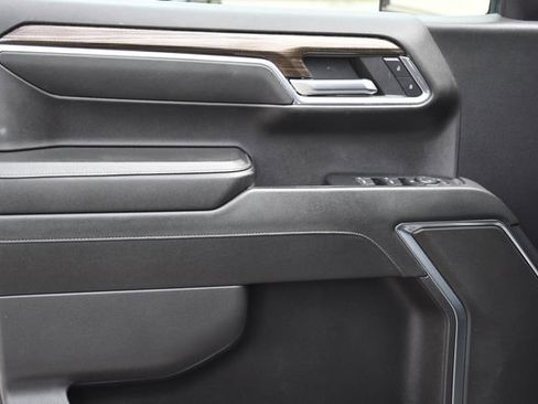 Used 2023 Chevrolet Silverado 1500 LT w/ Protection Package AWD/4WD image 21
