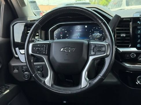 Used 2022 Chevrolet Silverado 1500 RST AWD/4WD image 7