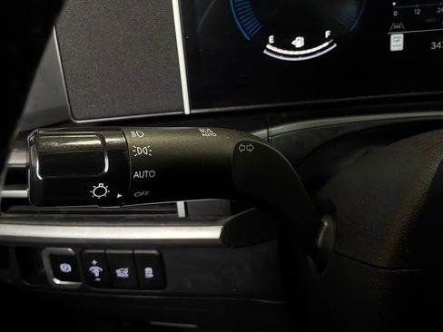 Used 2025 Hyundai Santa Fe SEL FWD image 37