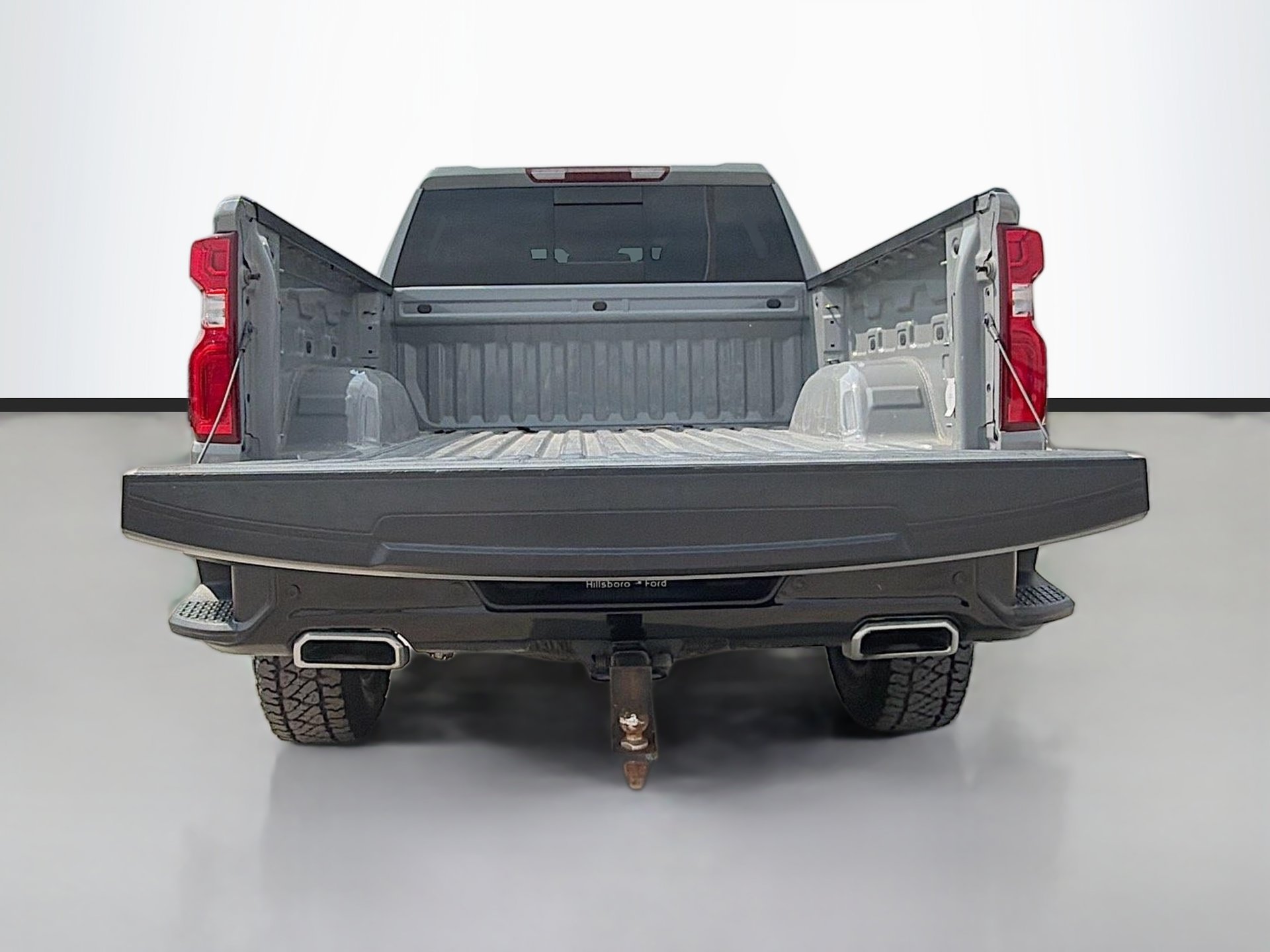 Used 2024 Chevrolet Silverado 1500 LT Trail Boss w/ Convenience Package II AWD/4WD image 29