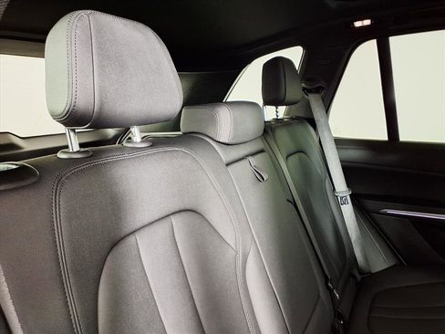 Used 2022 BMW X5 xDrive40i w/ Premium Package image 13