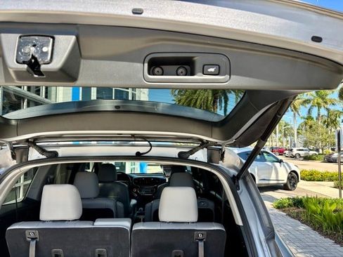 Certified 2022 Honda Pilot Elite image 14