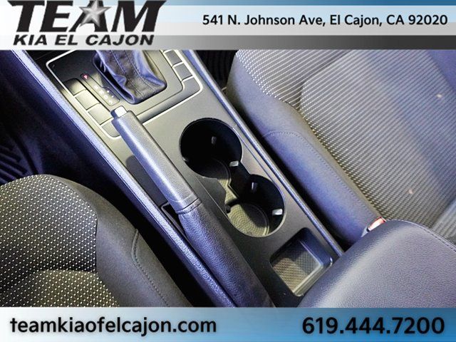 Used 2016 Volkswagen Passat 1.8T S FWD image 31