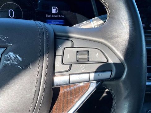 Used 2022 Cadillac Escalade ESV Sport Platinum w/ LPO, ONYX Package image 19